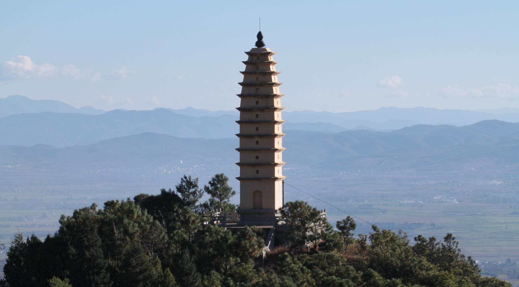 到云南祥云县水目山吸氧观花