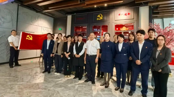 【支部动态】铭记历史守初心 砥砺奋进担使命—— 百事特行政业务党支部开展红色观影活动