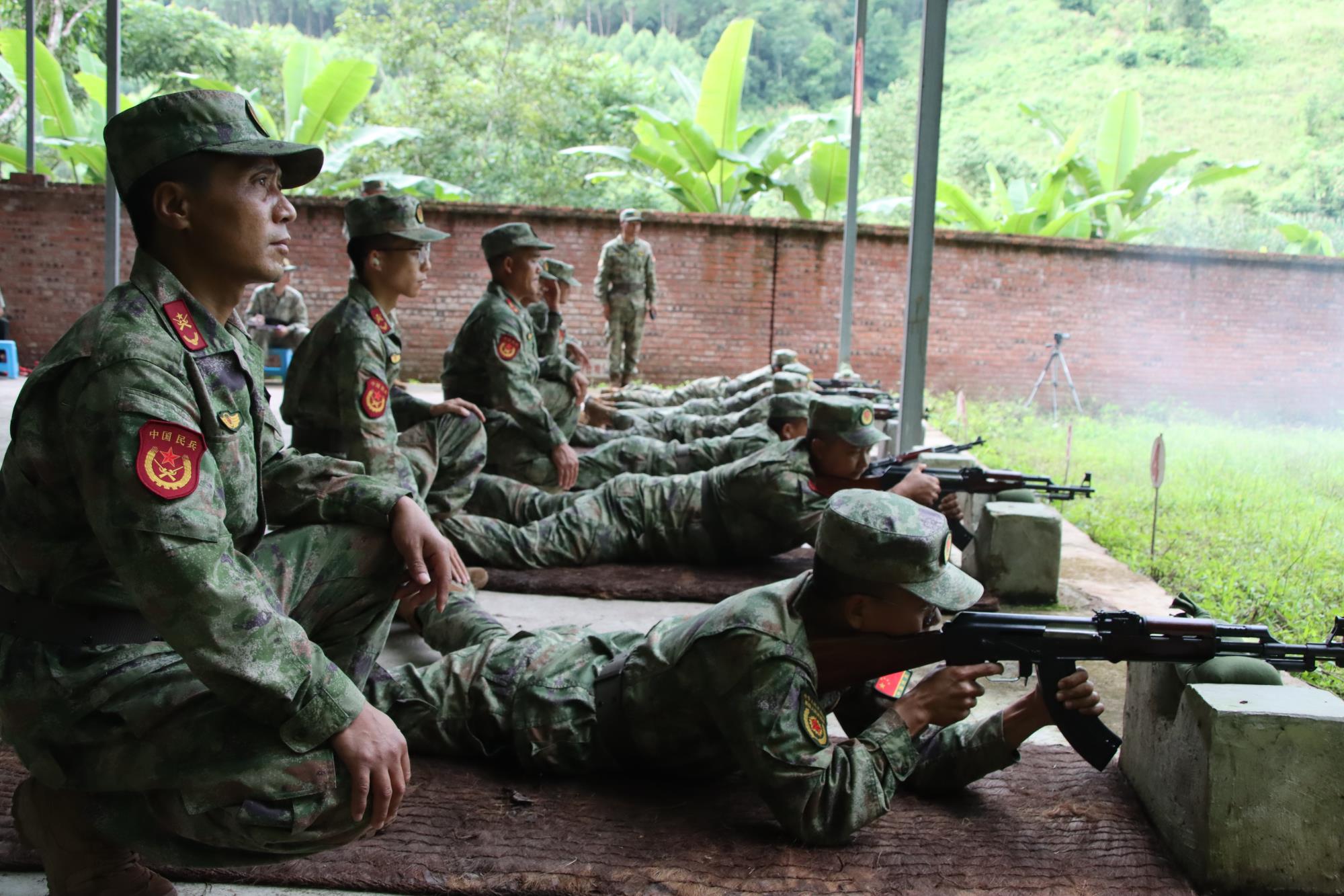 江城县人武部组织民兵开展集训比武