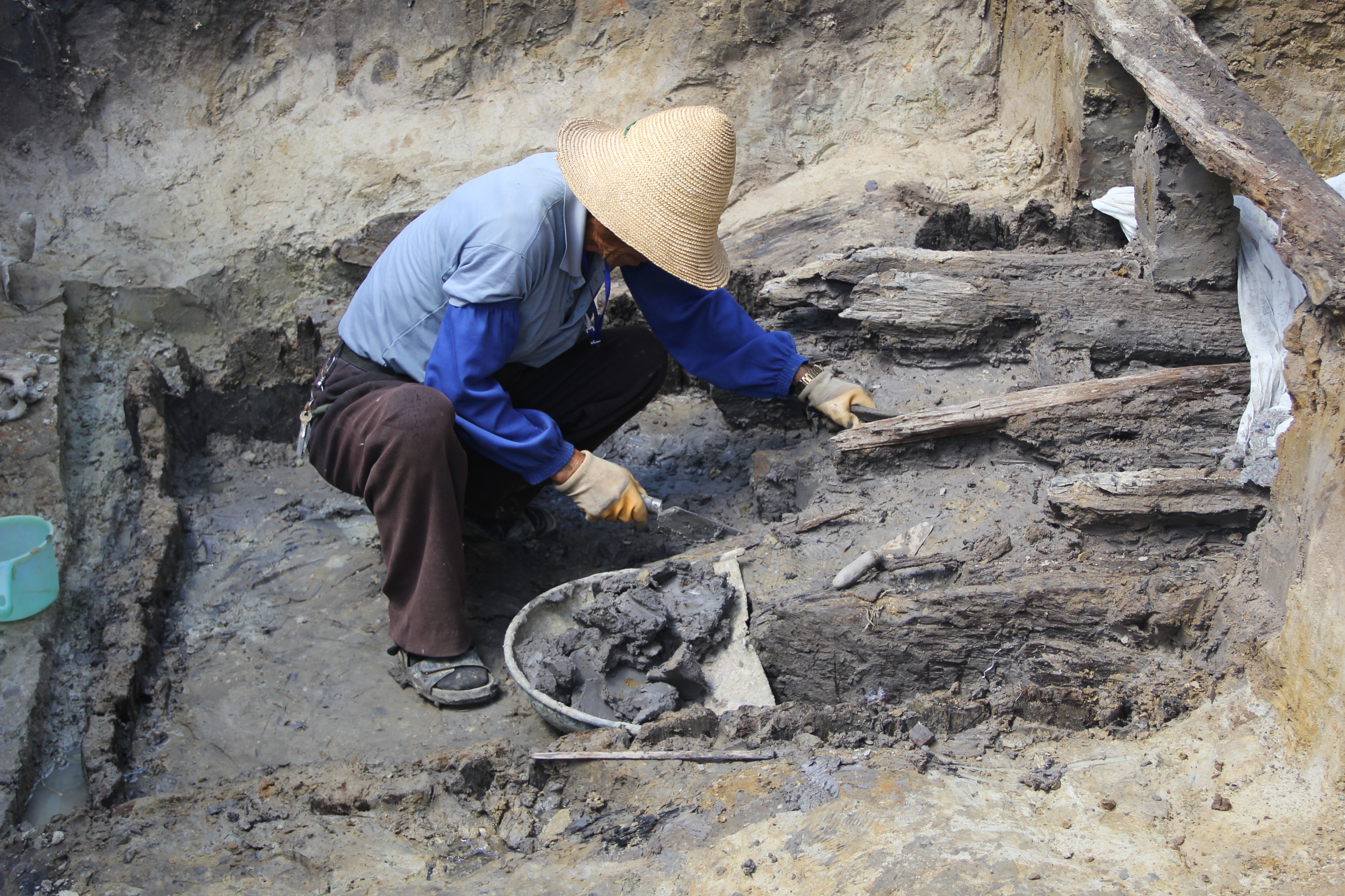 大波那墓地入选2014年度全国十大考古新发现