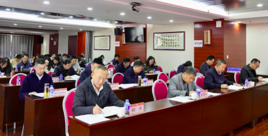 云南省工商联举办树立和践行正确政绩观学习教育读书班