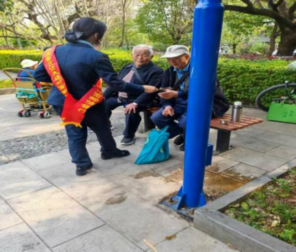 云南祥云县邮政分公司“3·15”金融消费者宣传取得实效