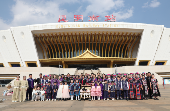 坐着火车去墨江 体验“好事成双” 云南：路地联合发邀请 激发文旅经济新引擎