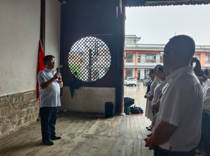 铭记光辉党史 校准育人初心——蒙自市新安所中心学校开展庆建党105周年七一主题党日活动
